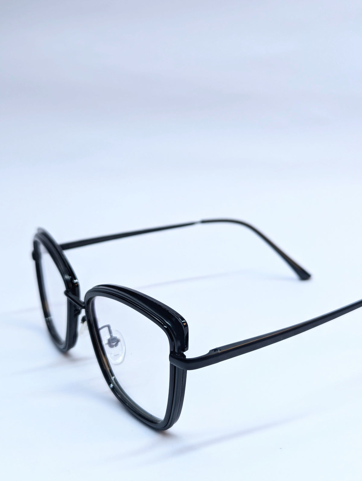 CATS EYE METAL GLOSSY BLACK