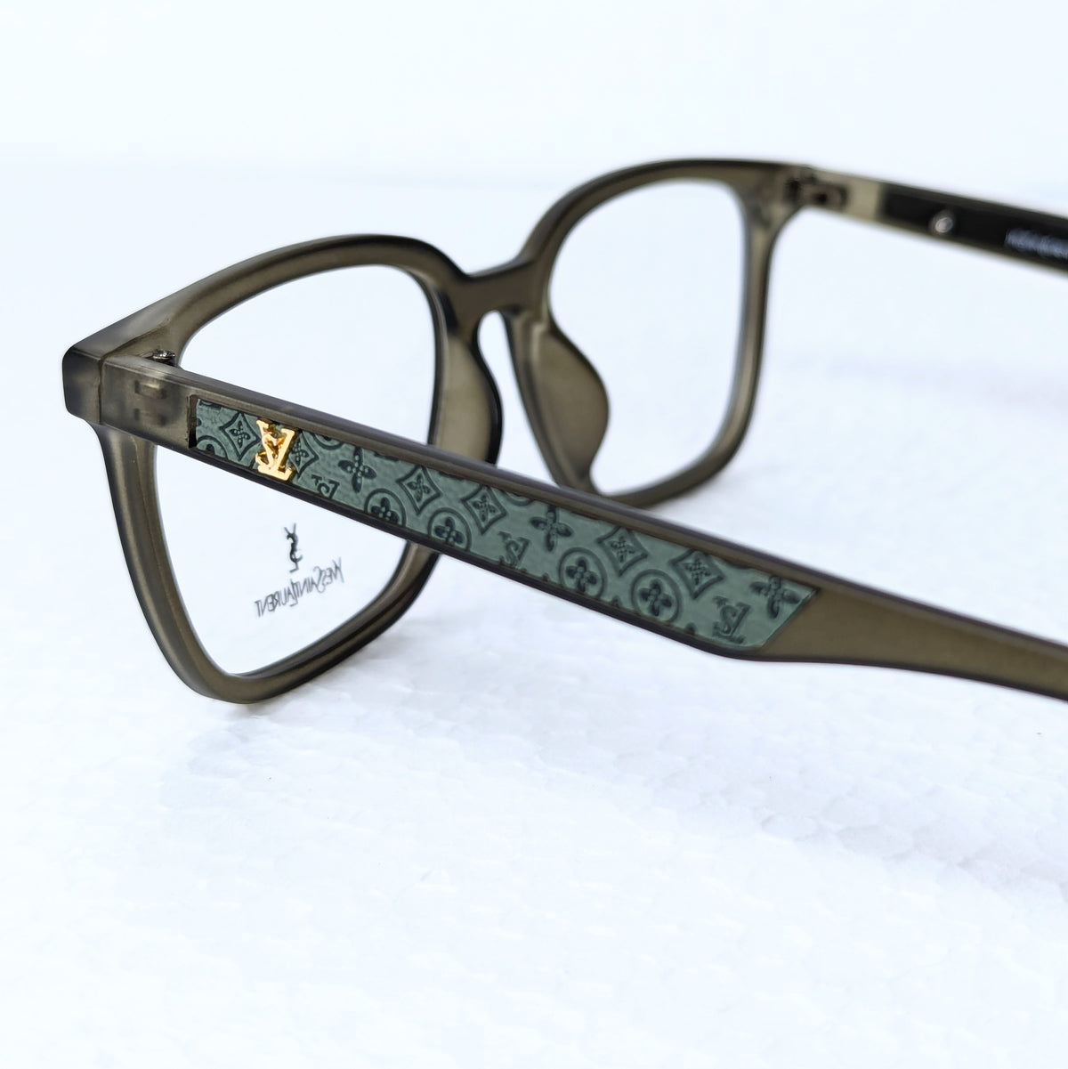YSL LV