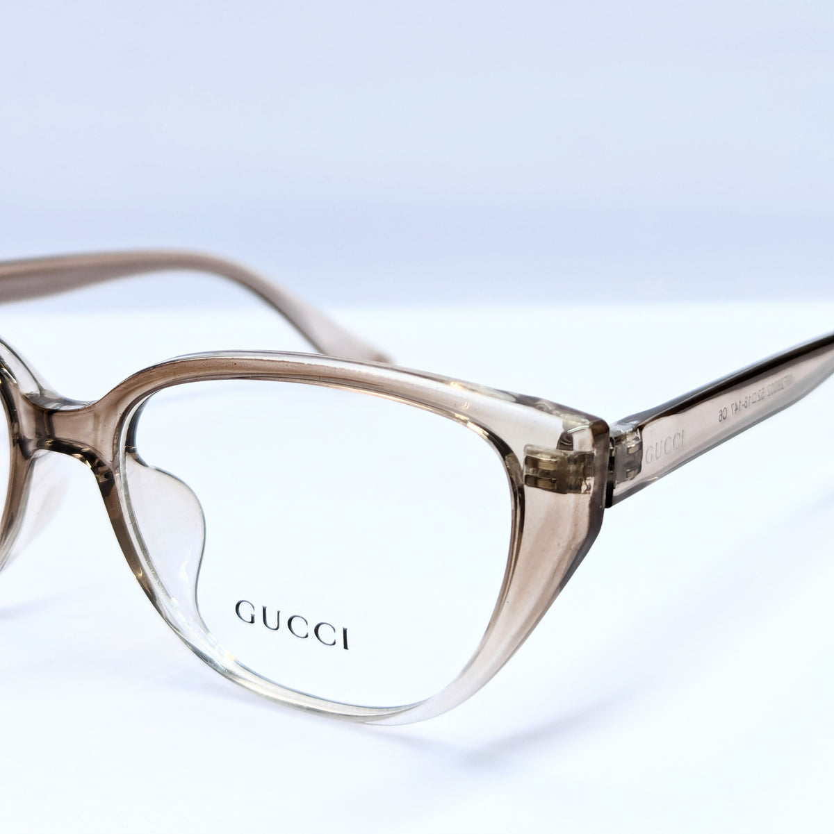 GUCCI CATS EYE BROWN SHADE