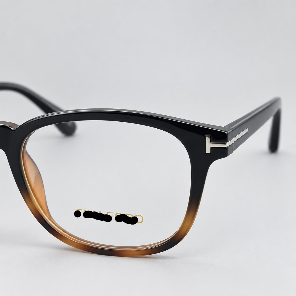 TOM FORD SQ