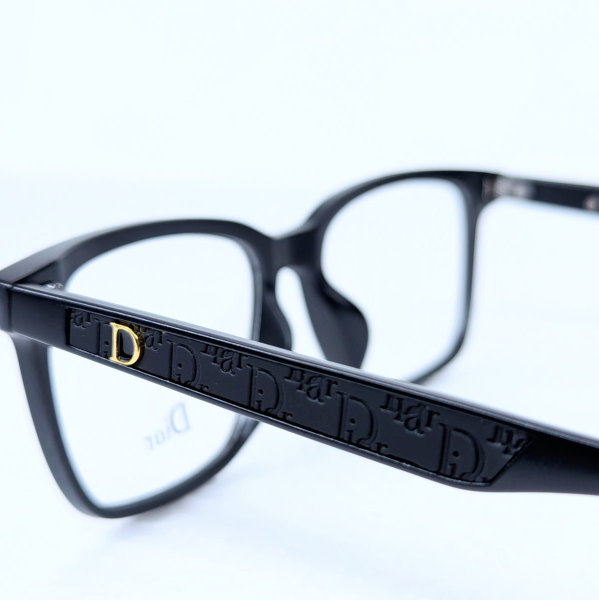 DIOR SQUARE MATT BLACK