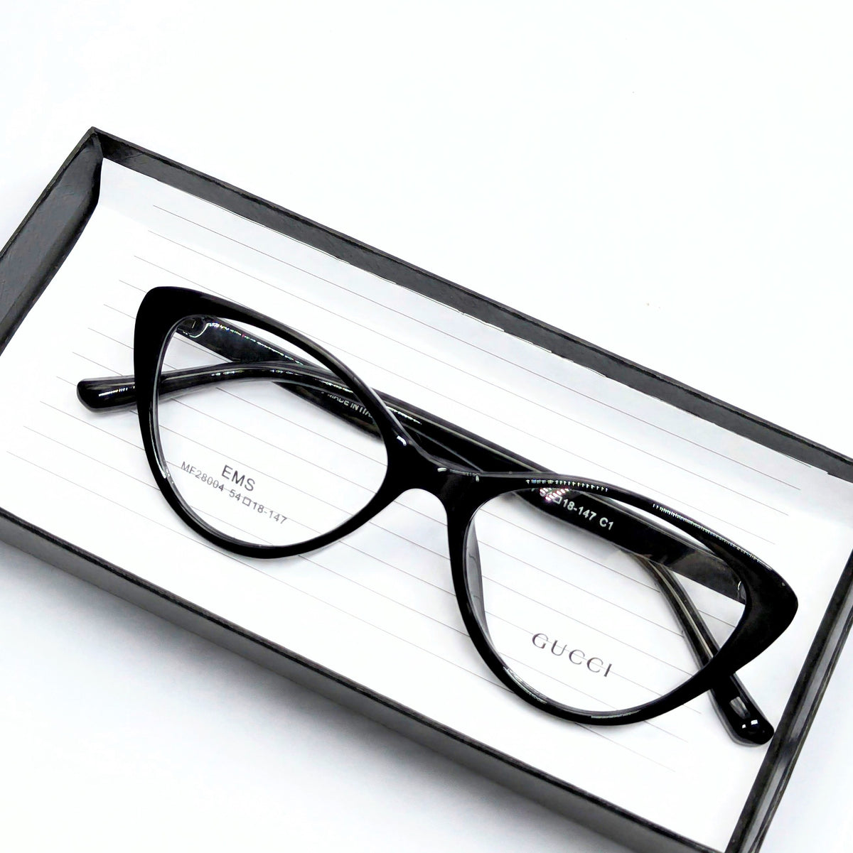 GUCCI CATS EYE BLACK