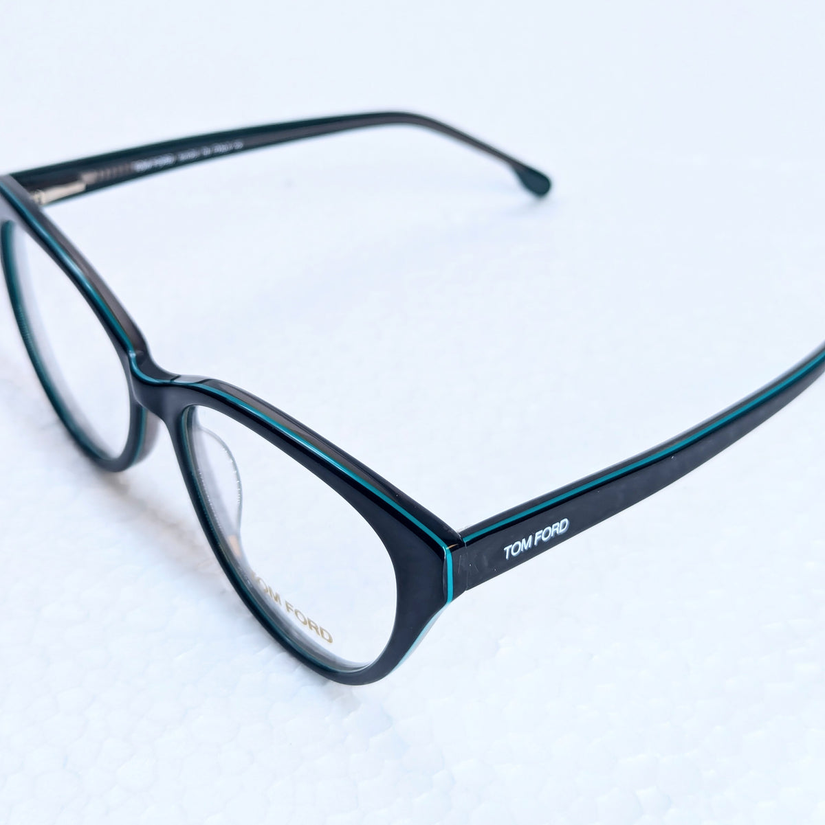 TOMFORD  Turquoise Blue LINE