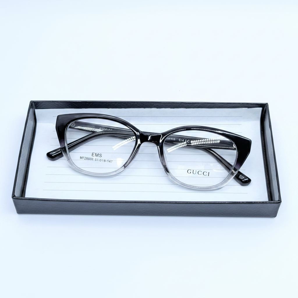 GUCCI CATS EYE BLACK AND WHITE SHADE