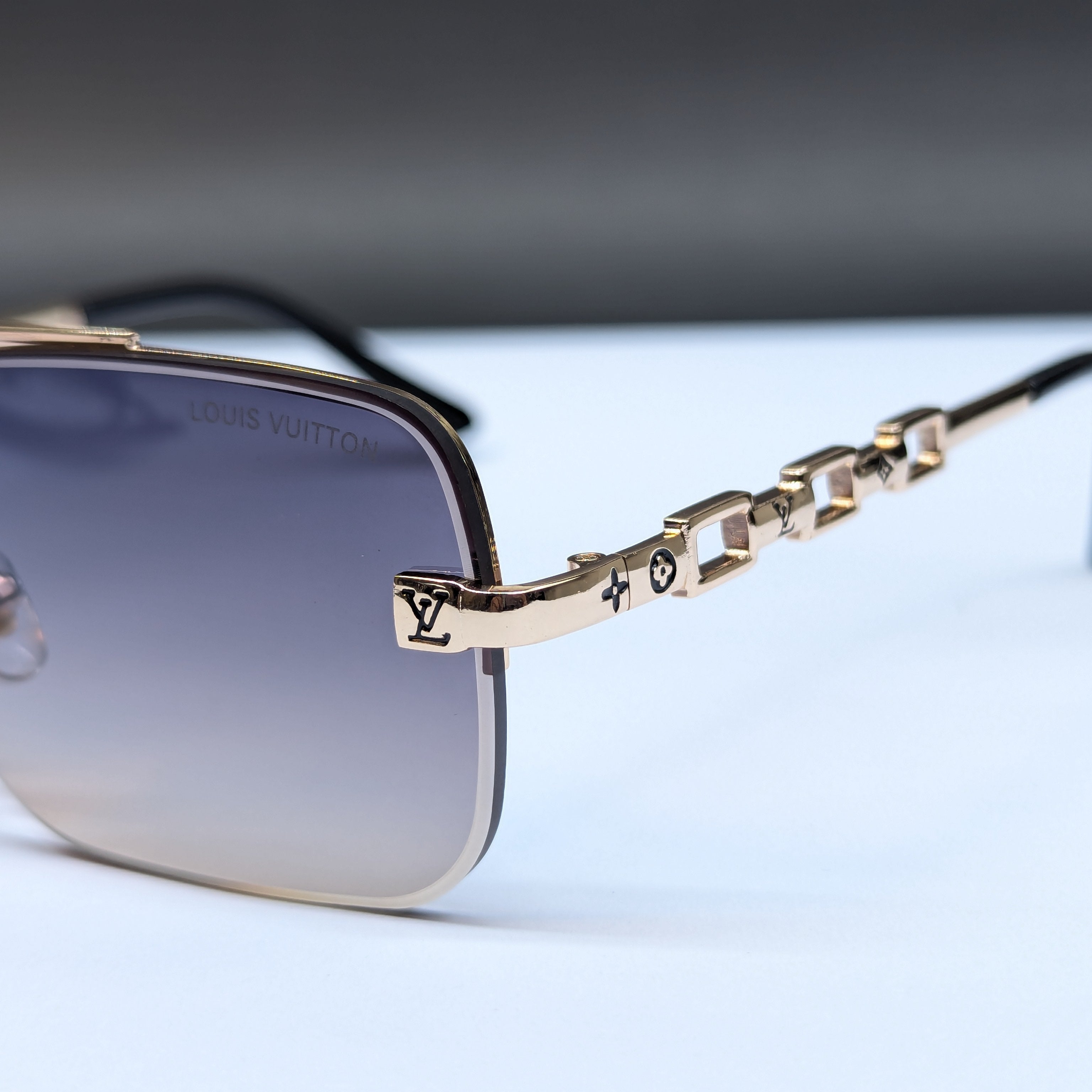 LOUIS VUITTON RIMLESS SUNGLASS